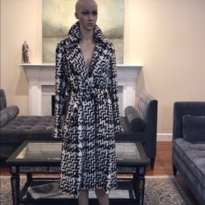 Ellen Tracy fine wool coat